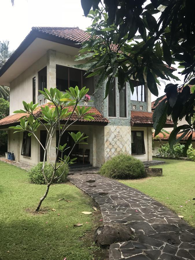 Villa Serendah Senggigi Bagian luar foto